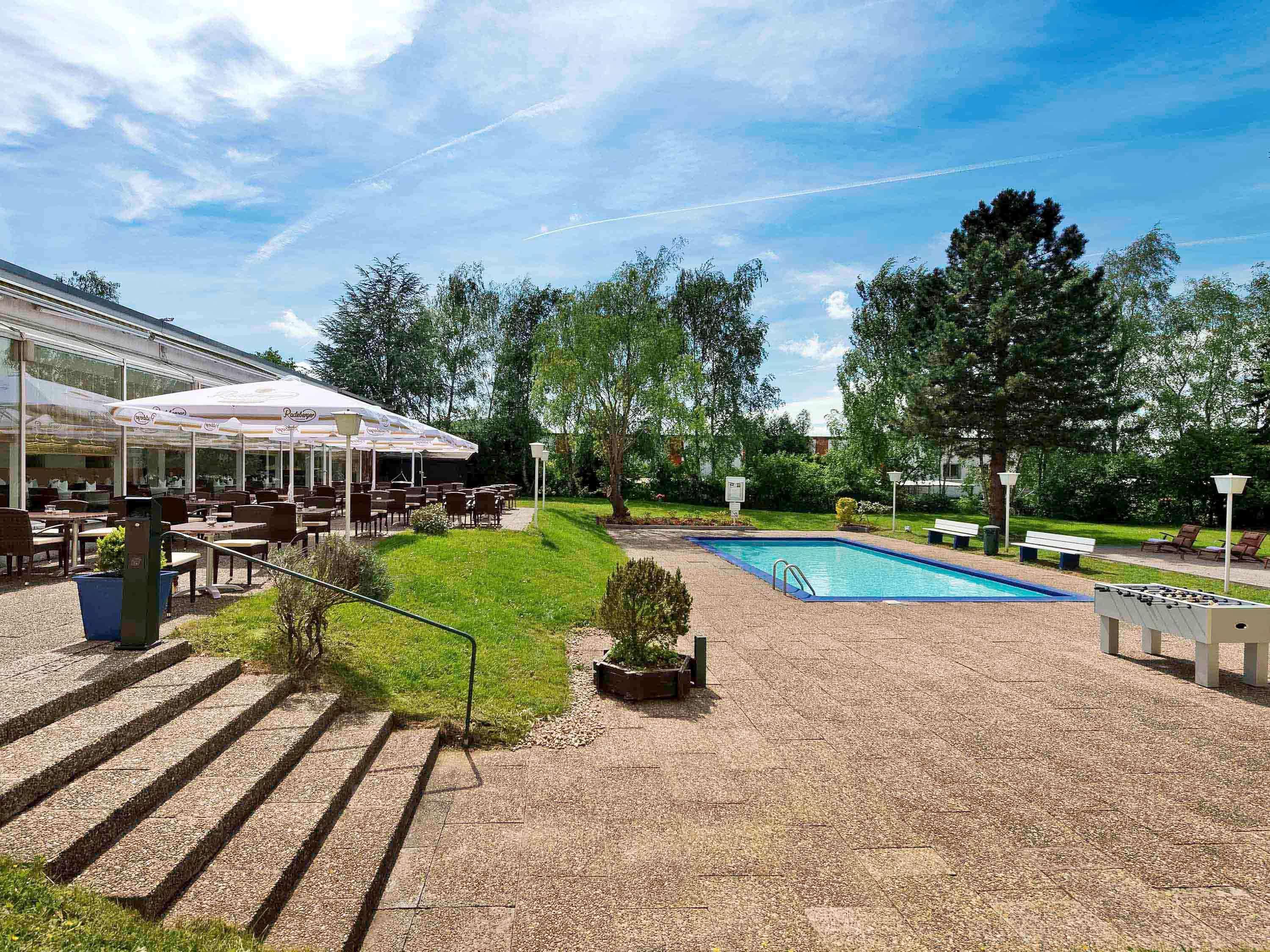 Mercure Hotel Saarbruecken Sued Exterior foto
