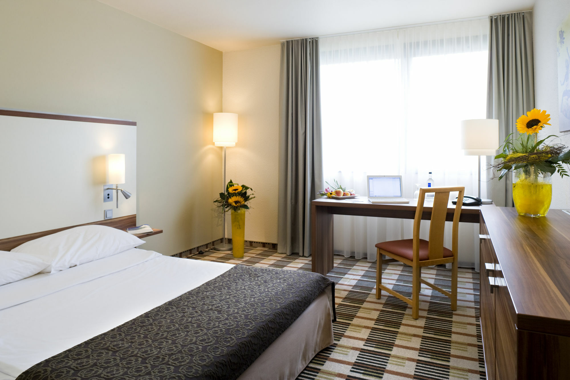 Mercure Hotel Saarbruecken Sued Exterior foto